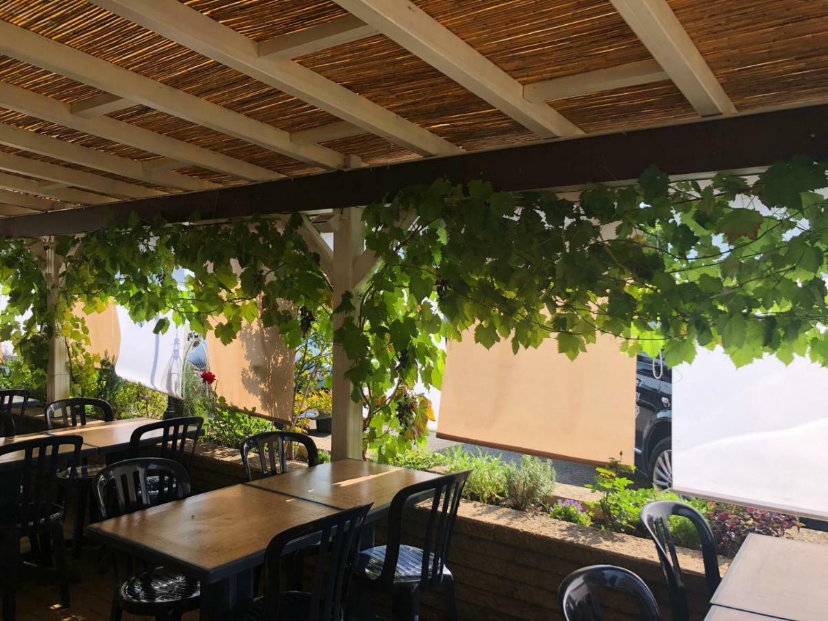 Room Bistro 33 Commugny Exterior photo